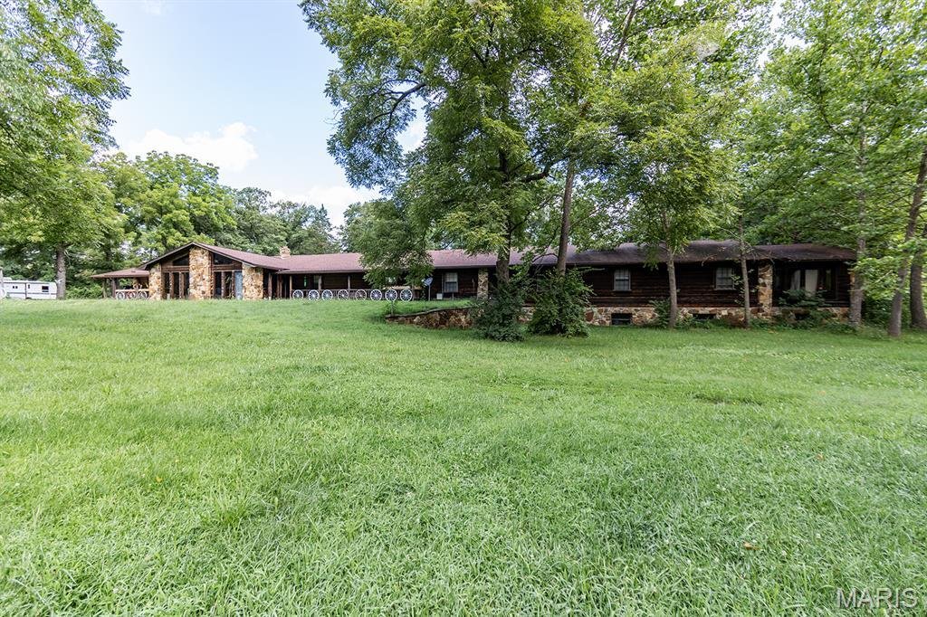 House in Cuba, Missouri, United States 2 - 17174369