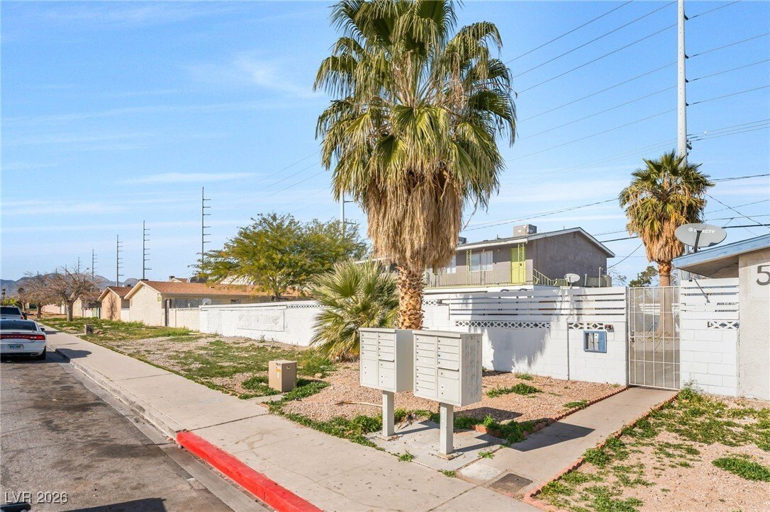 Las Vegas, Nevada, United States 2 - 17168553