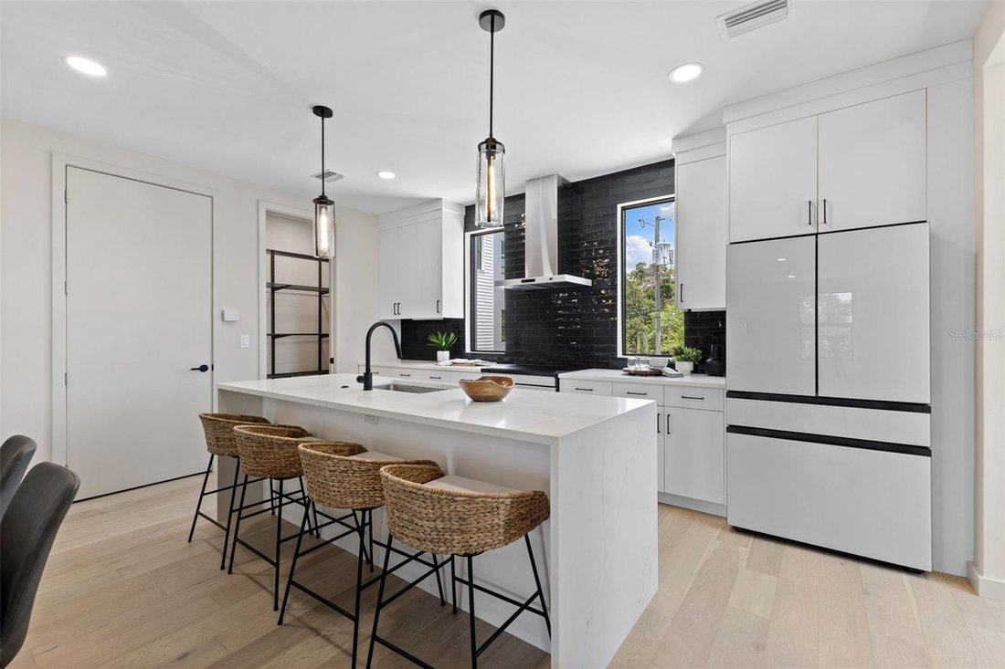 Townhouse in St. Petersburg, Florida, United States 4 - 17182814
