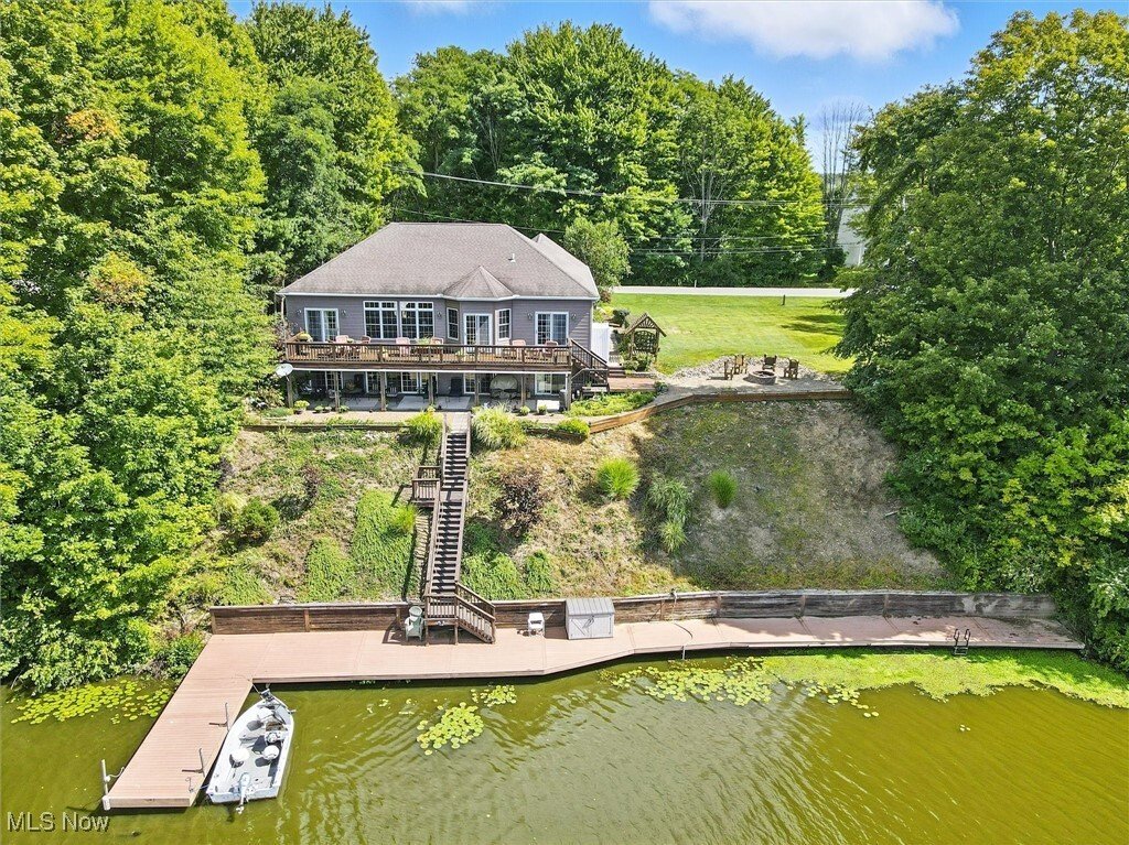 House in Roaming Shores, Ohio, United States 4 - 17175432