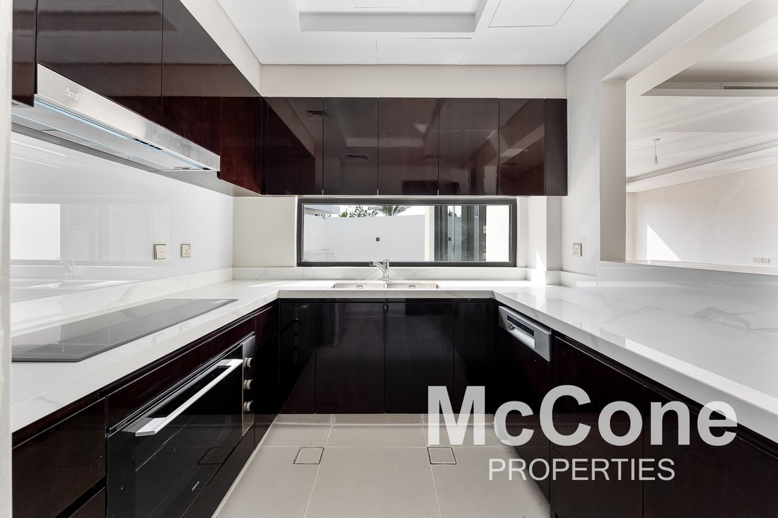 Villa in Damac Hills, Dubai, United Arab Emirates 4 - 17154451