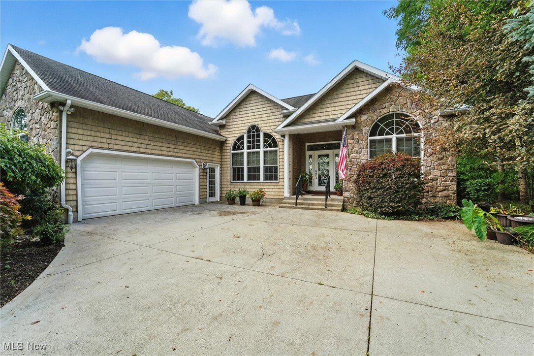 House in Roaming Shores, Ohio, United States 3 - 17175432