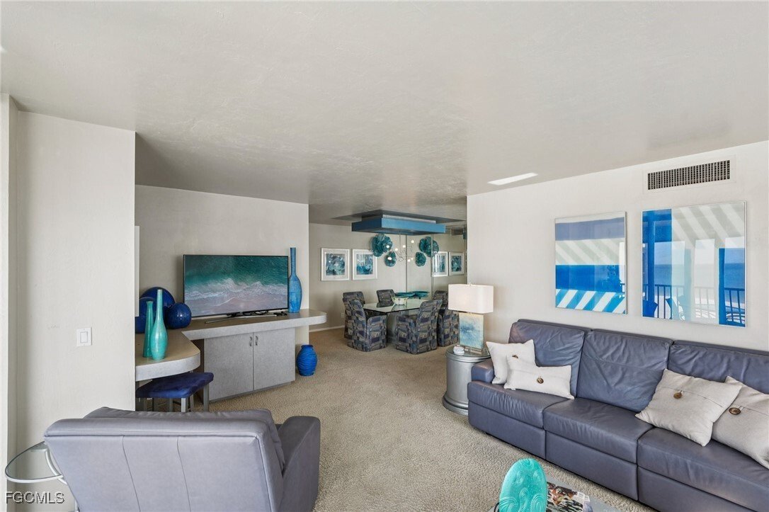Condo in Fort Myers Beach, Florida, United States 5 - 17172791