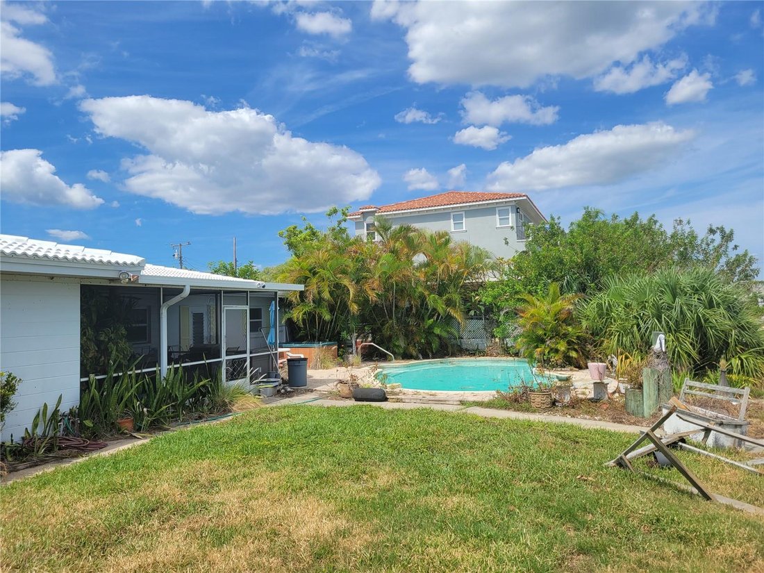 House in Madeira Beach, Florida, United States 5 - 17187071