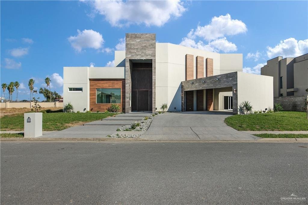 House in McAllen, Texas, United States 1 - 17167102