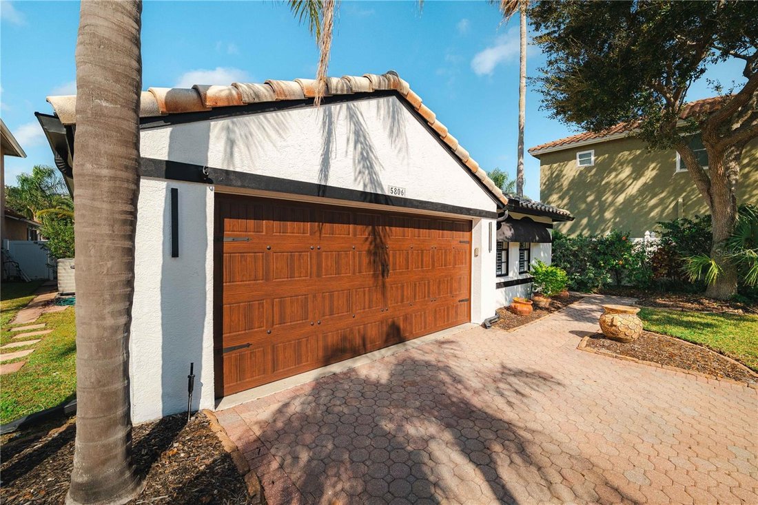 House in Tampa, Florida, United States 4 - 17186302