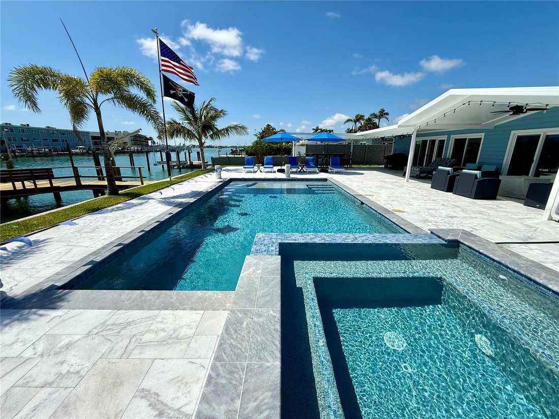 House in St. Pete Beach, Florida, United States 1 - 17184943