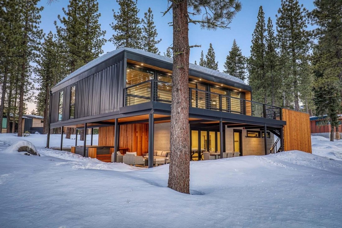 House in Truckee, California, United States 1 - 17170314