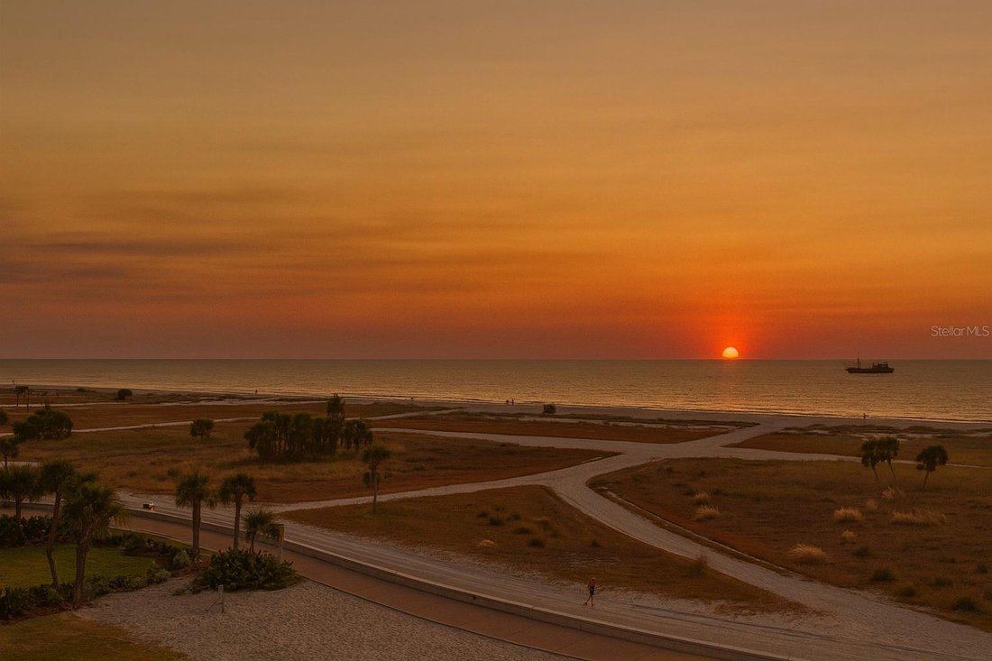 Condo in St. Pete Beach, Florida, United States 5 - 17179956
