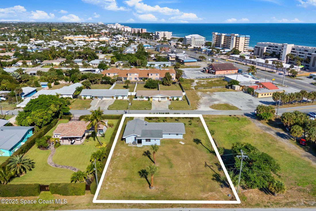 House in Indialantic, Florida, United States 5 - 17162125