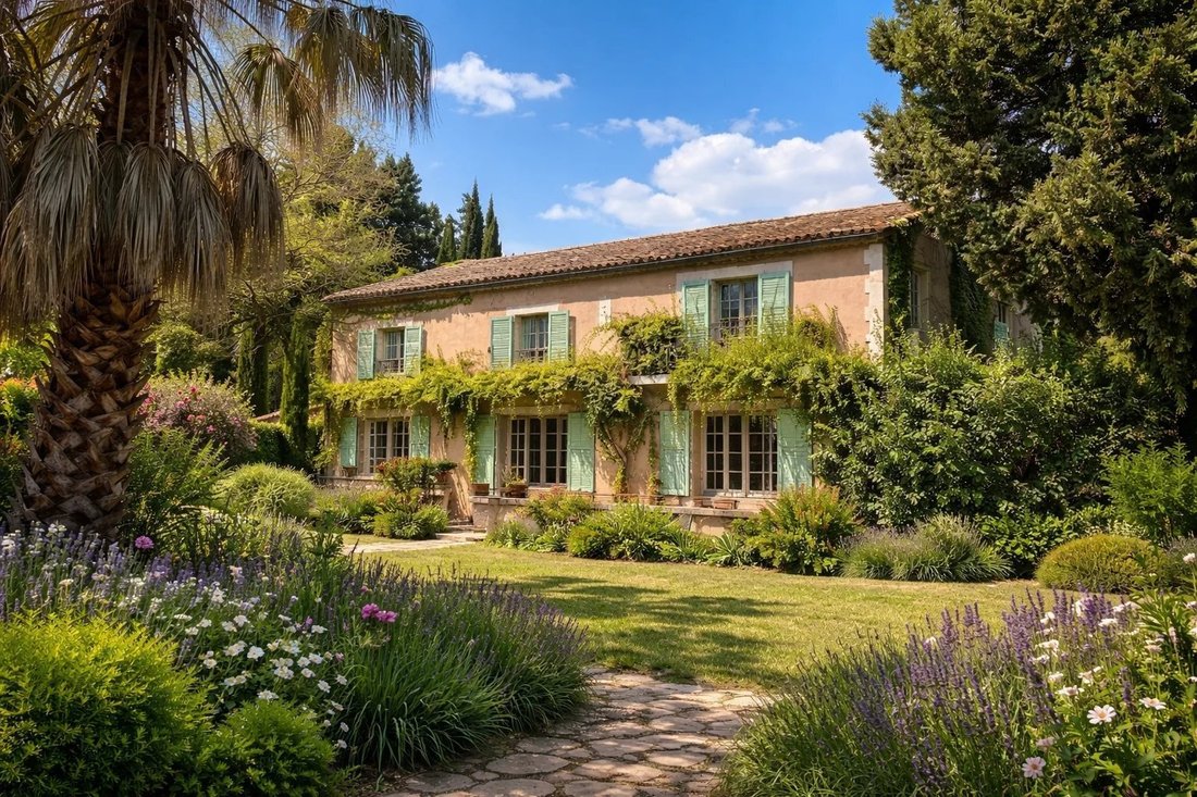 Country House in Barbentane, Provence-Alpes-Côte d'Azur, France 2 - 17154641