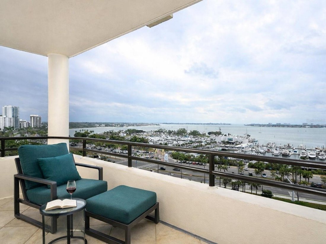Condo in Sarasota, Florida, United States 4 - 17181605