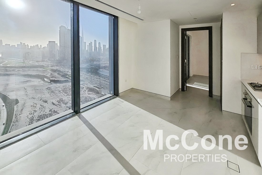 Apartment in Bukadra, Dubai, United Arab Emirates 1 - 17154407
