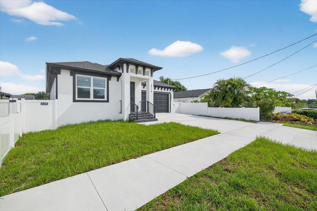 House in Tampa, Florida, United States 5 - 17181491