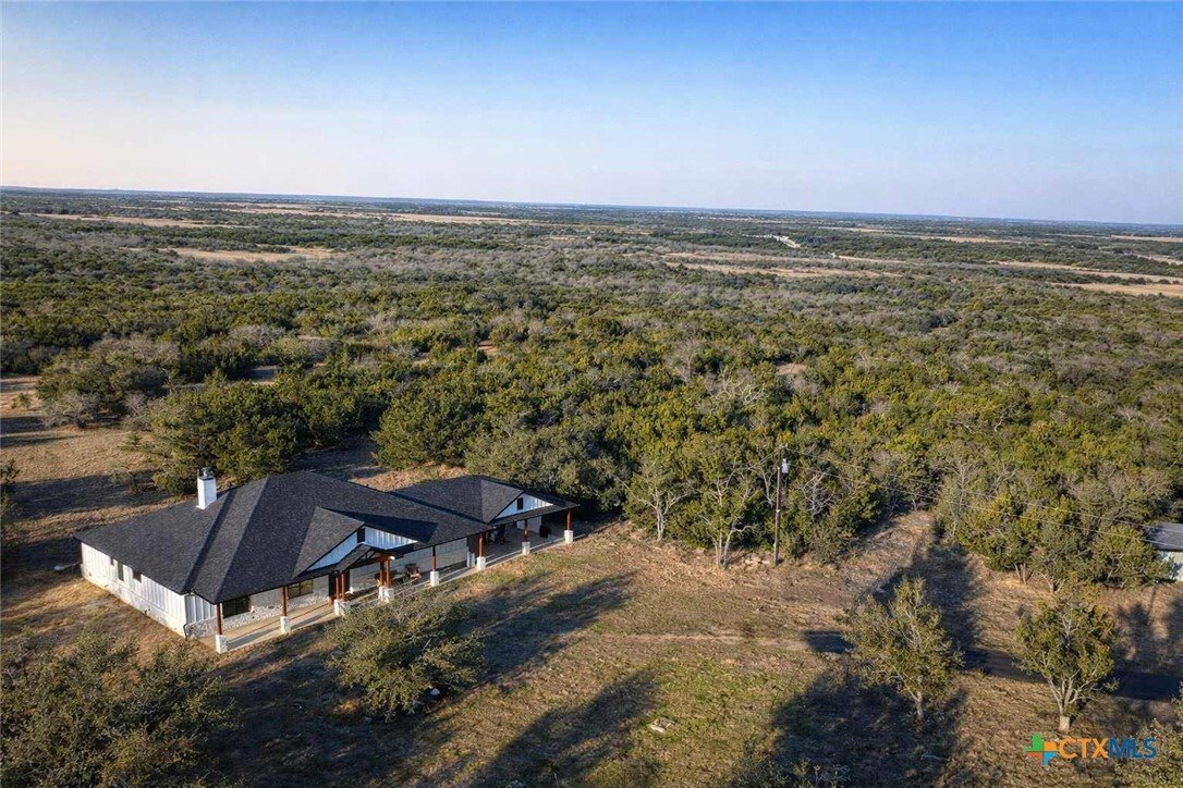 House in The Grove, Texas, United States 2 - 17170280