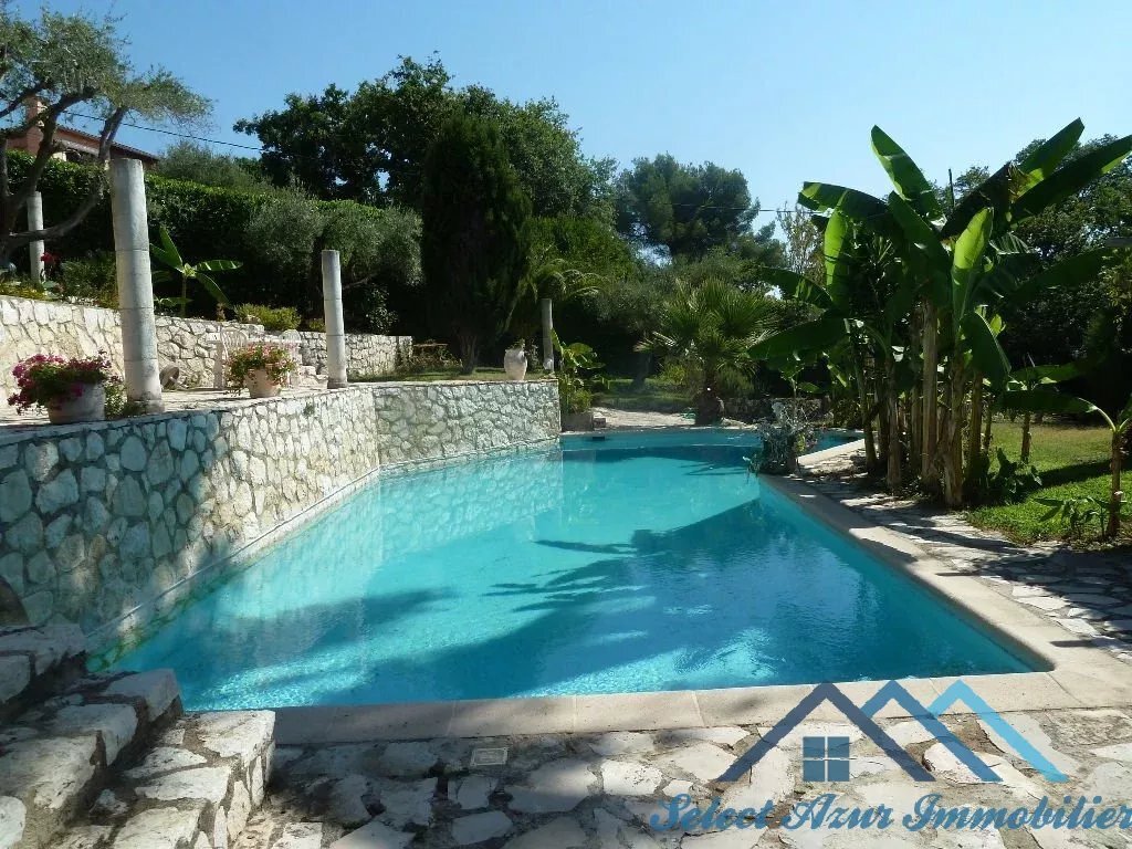 Villa in Tourrettes-sur-Loup, Provence-Alpes-Côte d'Azur, France 2 - 15023836