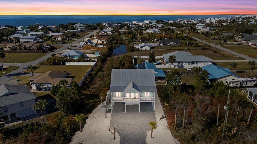House in Port St. Joe, Florida, United States 1 - 17162246