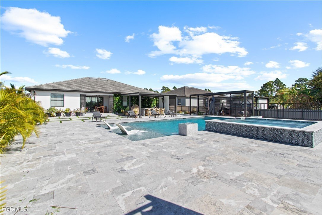 House in Lehigh Acres, Florida, United States 4 - 17173150