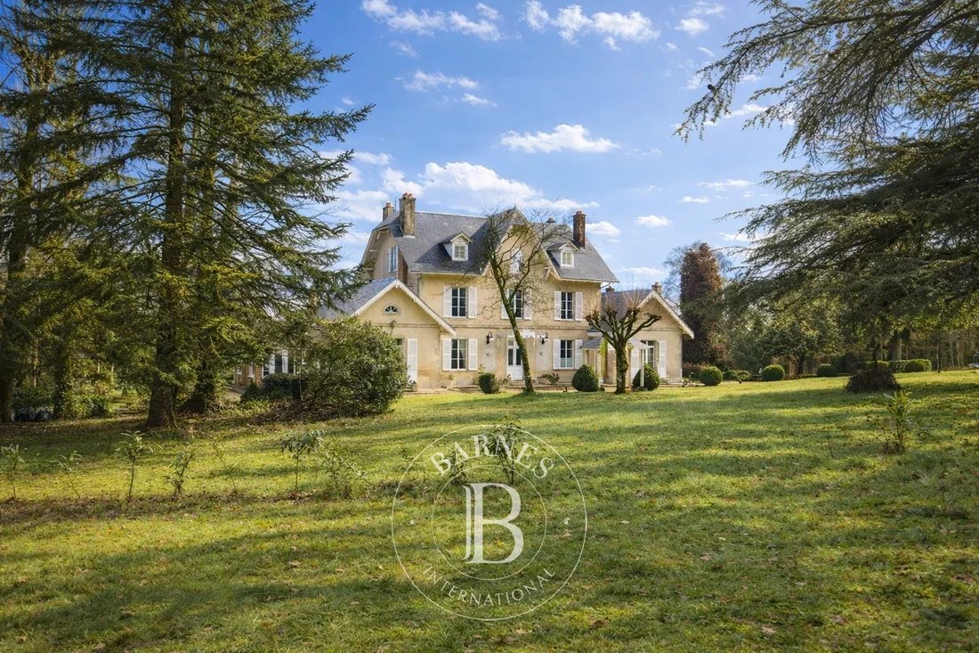 Estate in Bellac, Nouvelle-Aquitaine, France 3 - 17155423