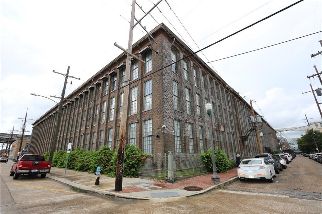 Condo in New Orleans, Louisiana, United States 2 - 17171571