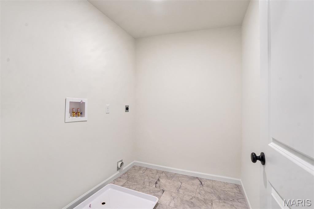 House in Lake Saint Louis, Missouri, United States 2 - 17174422