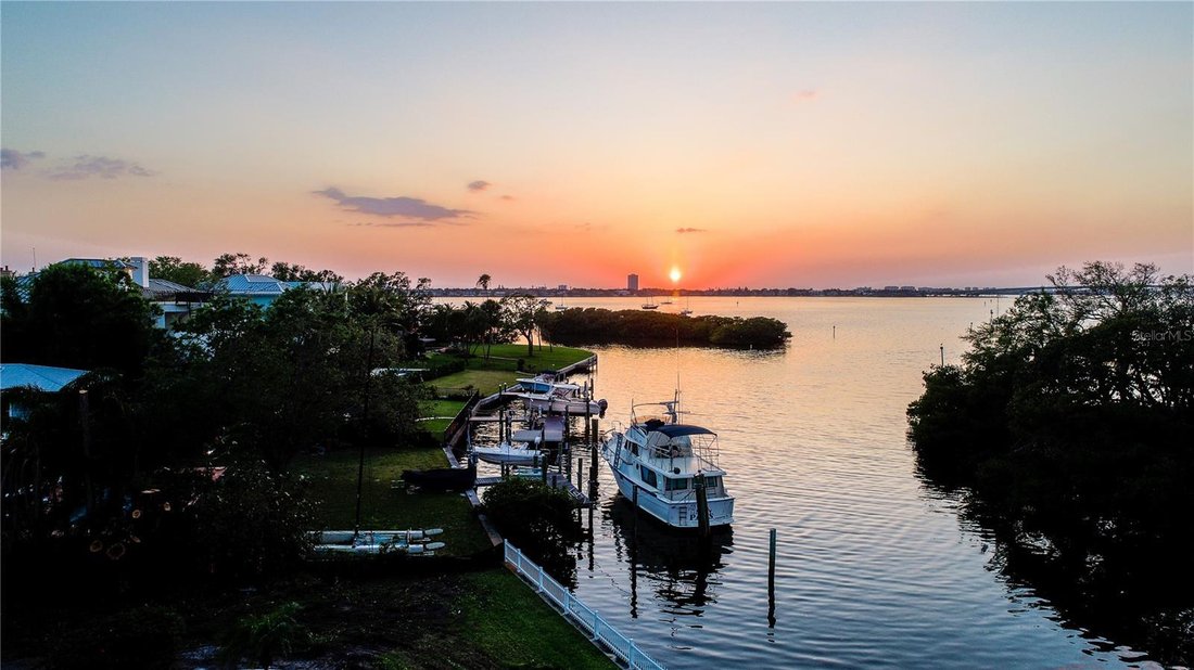 House in Sarasota, Florida, United States 2 - 17182180