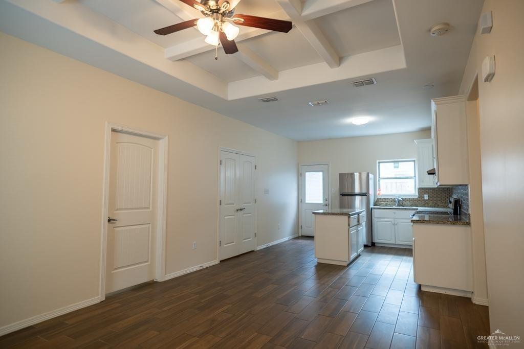 Edinburg, Texas, United States 2 - 17167295