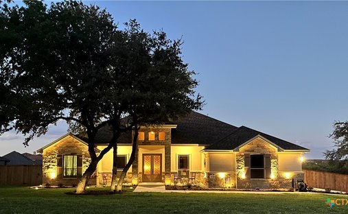 House in Nolanville, Texas, United States 1