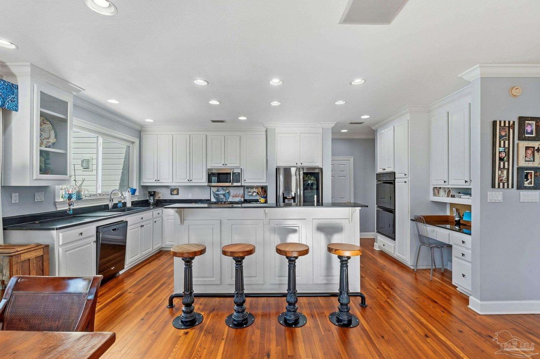 House in Gulf Breeze, Florida, United States 4 - 17165196