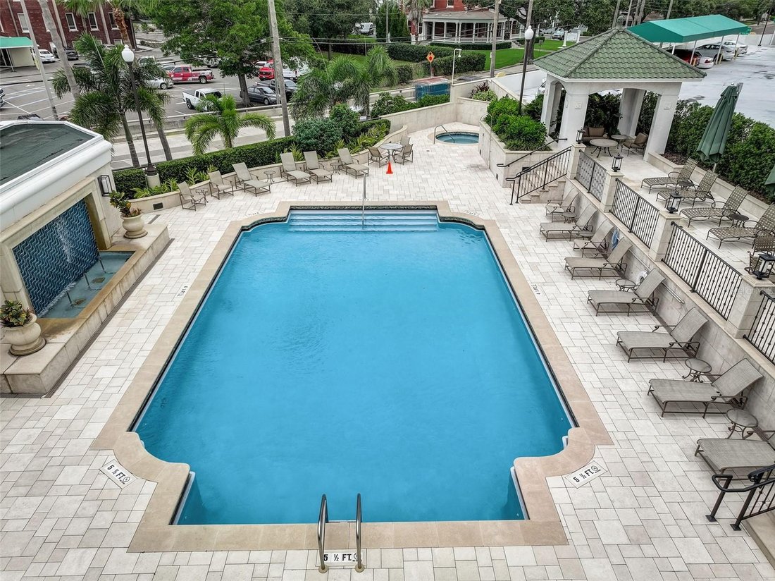 Condo in Tampa, Florida, United States 5 - 17183613