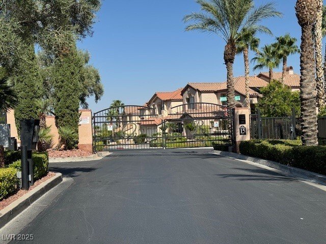 House in Las Vegas, Nevada, United States 4 - 17170789