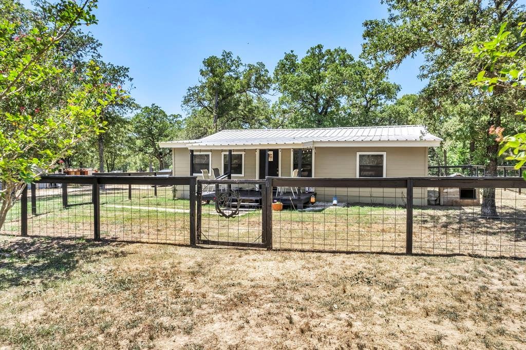 House in Bastrop, Texas, United States 1 - 17163369