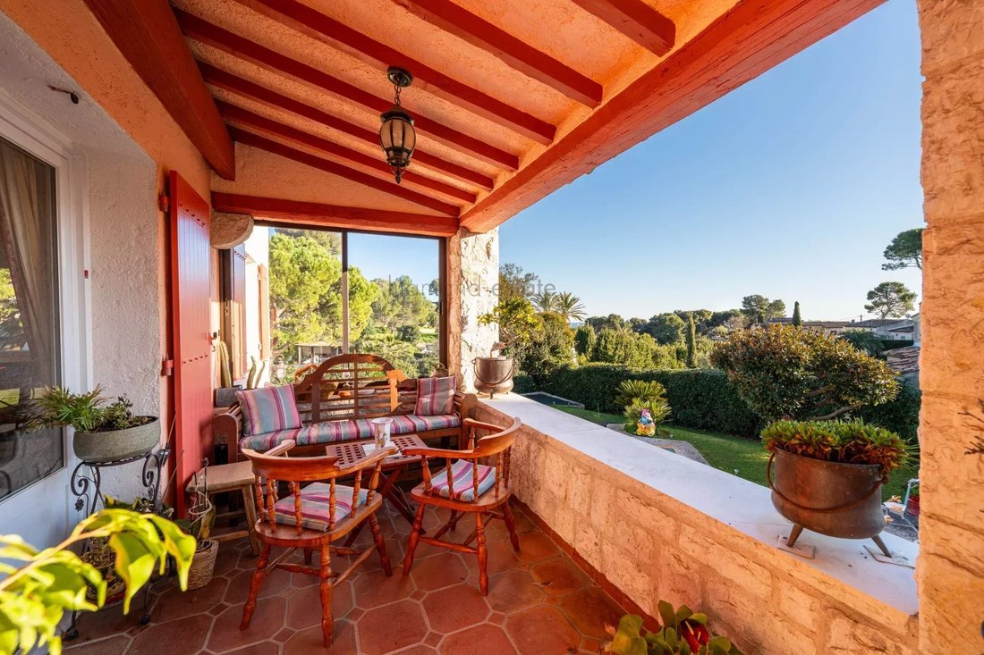 Villa in Saint Maymes-Lauvert, Antibes, France 5 - 17154800