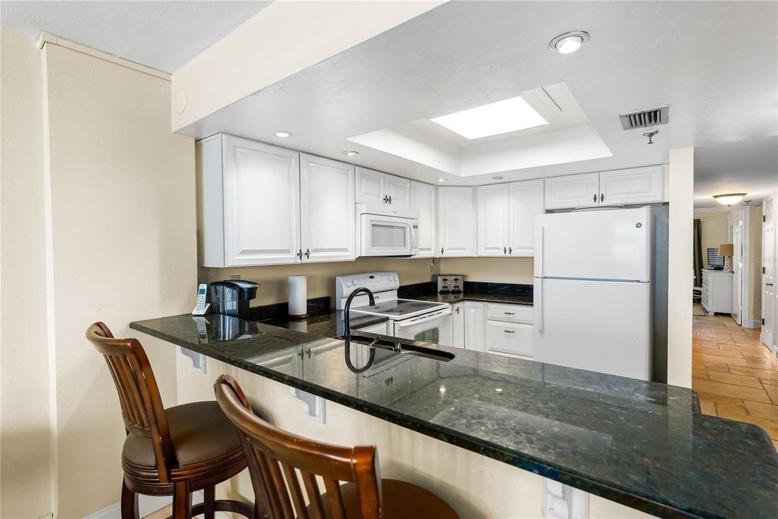 Condo in New Smyrna Beach, Florida, United States 2 - 17186329