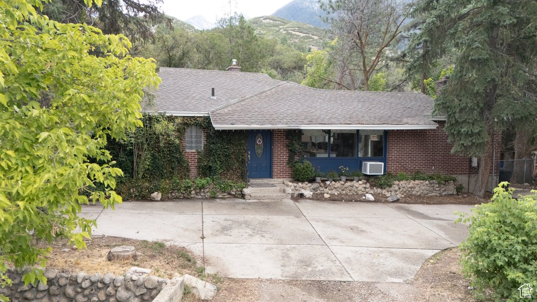 House in Sandy, Utah, United States 4 - 17187450