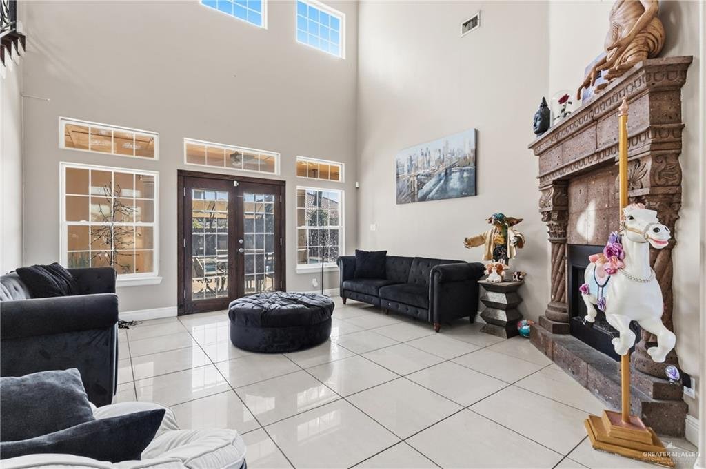 House in McAllen, Texas, United States 2 - 17166941