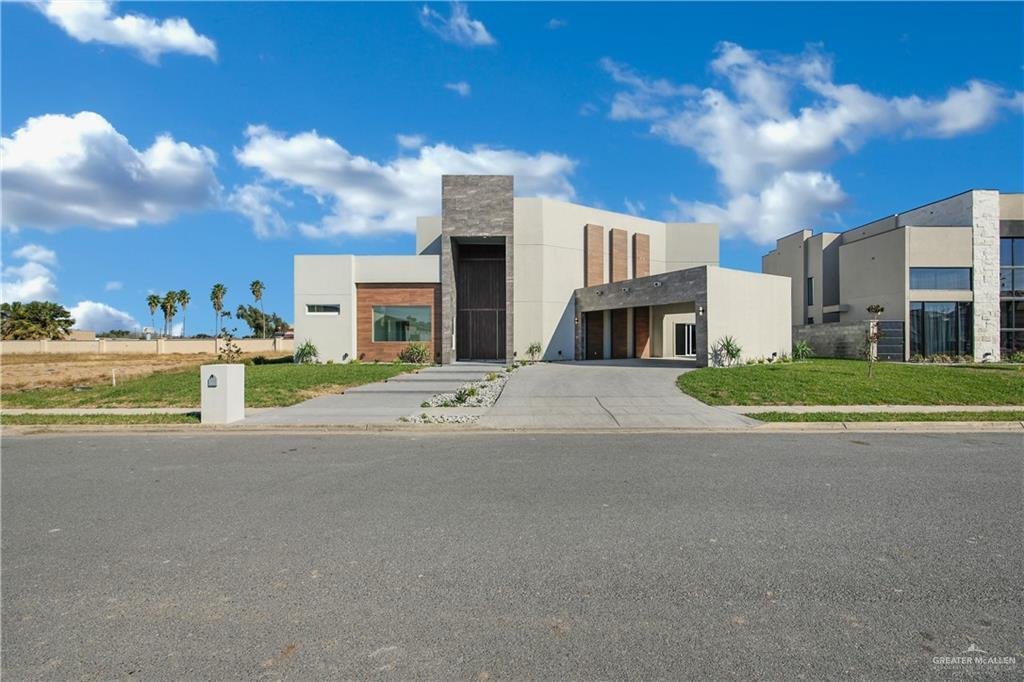 House in McAllen, Texas, United States 3 - 17167102