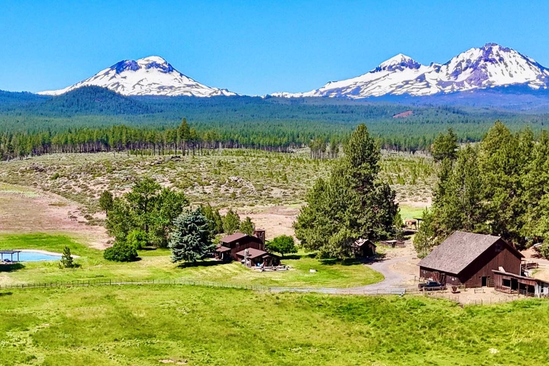 House in Sisters, Oregon, United States 1 - 17166093