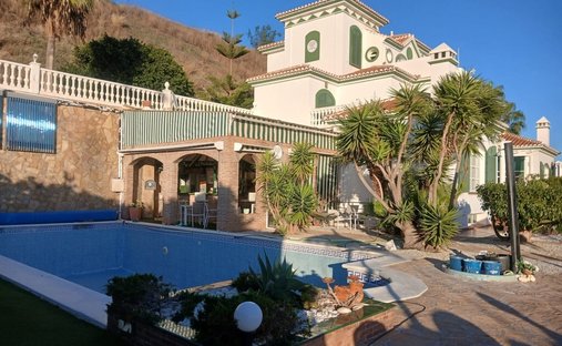 Villa à Torrox, Andalousie, Espagne 1