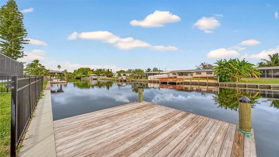 House in Cocoa Beach, Florida, United States 1 - 17185581