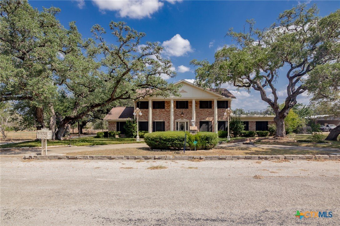 House in Yoakum, Texas, United States 5 - 17170570