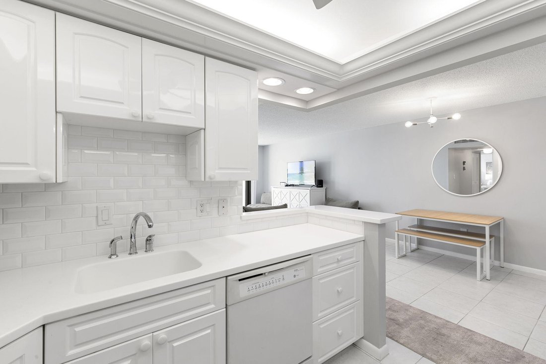 Condo in Marco Island, Florida, United States 5 - 17174715