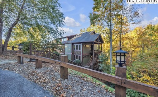 Condo in Elk Park, North Carolina, United States 1