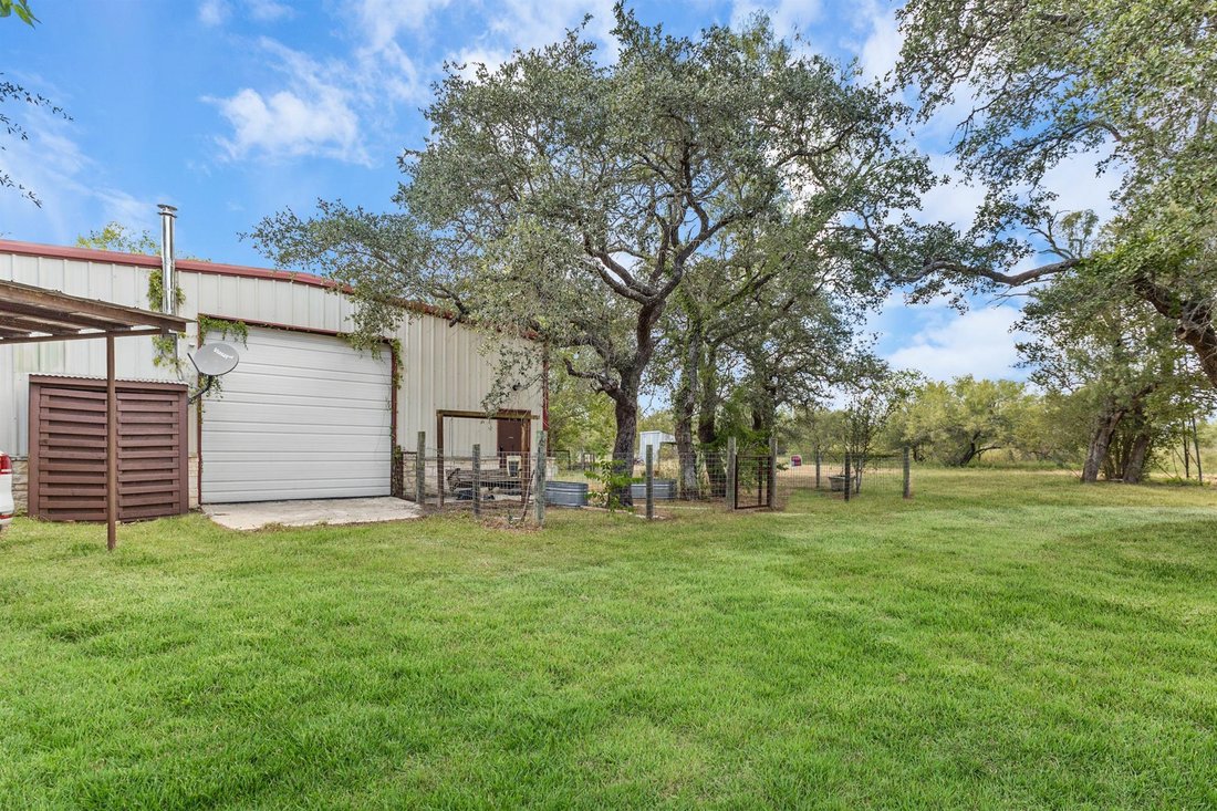 House in Dale, Texas, United States 5 - 17189675