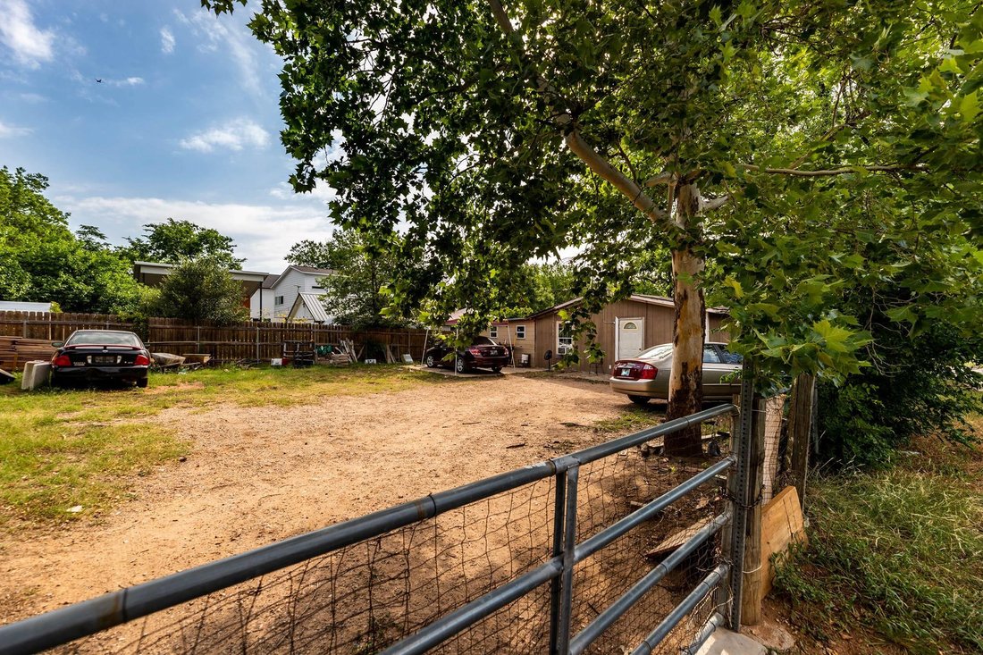 House in Austin, Texas, United States 4 - 17188231