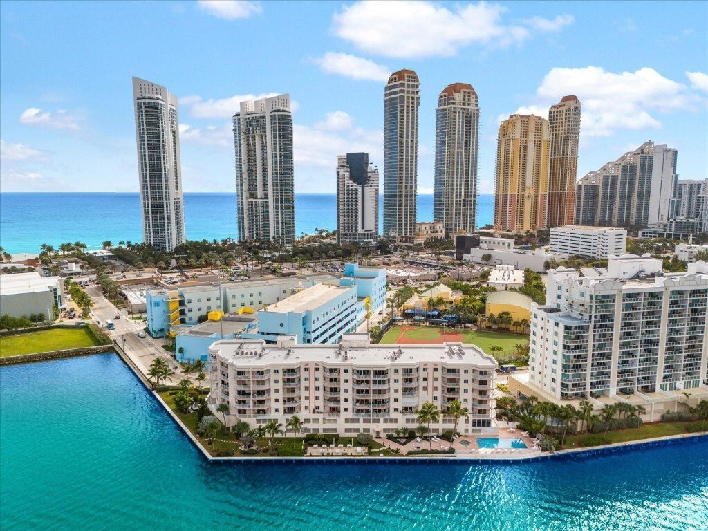Condo in Sunny Isles Beach, Florida, United States 1 - 17176229