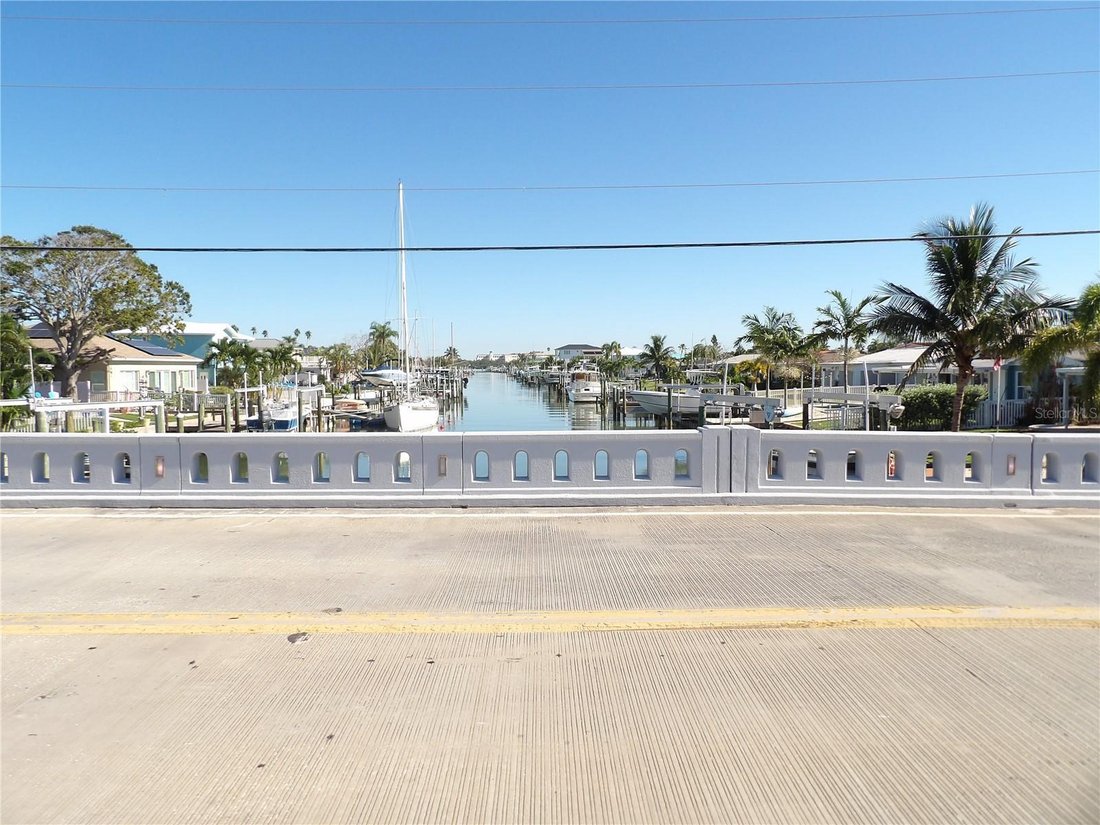Apartment in Madeira Beach, Florida, United States 4 - 17184298