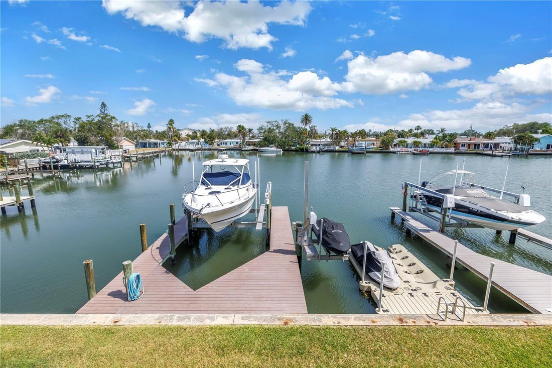 Townhouse in Indian Shores, Florida, United States 3 - 17183065