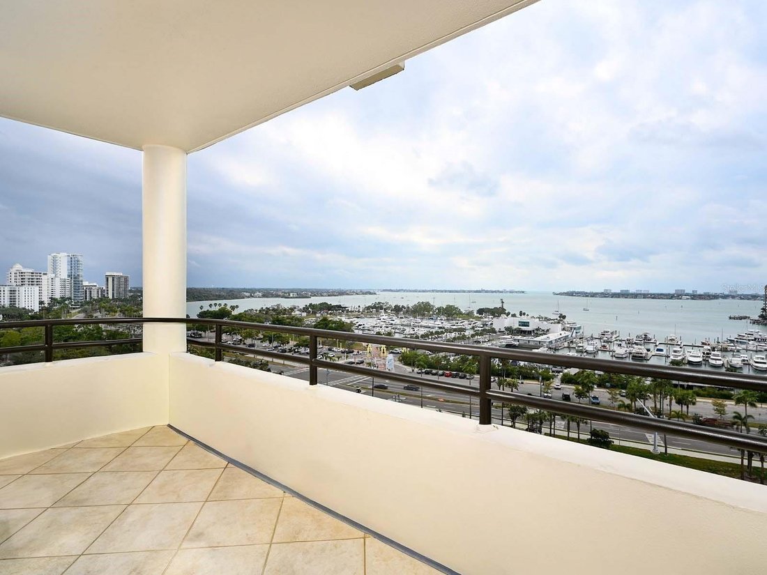 Condo in Sarasota, Florida, United States 5 - 17181605