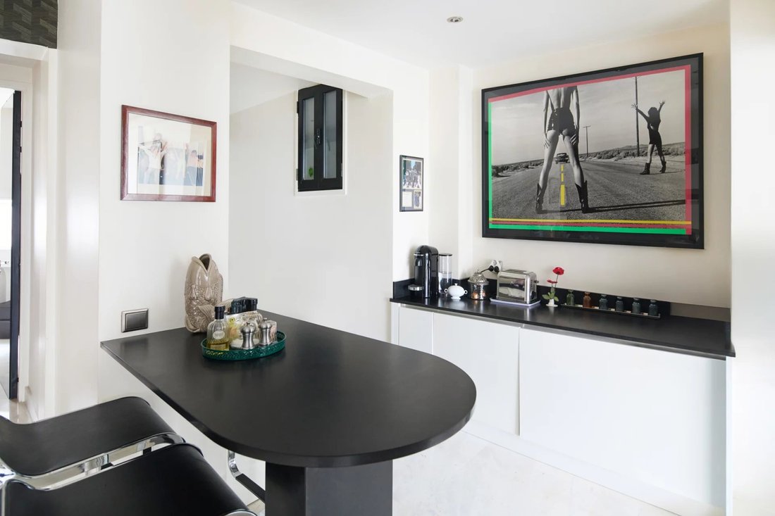 Apartment in Porte Dauphine, Paris 16e Arrondissement, Paris 4 - 17154831